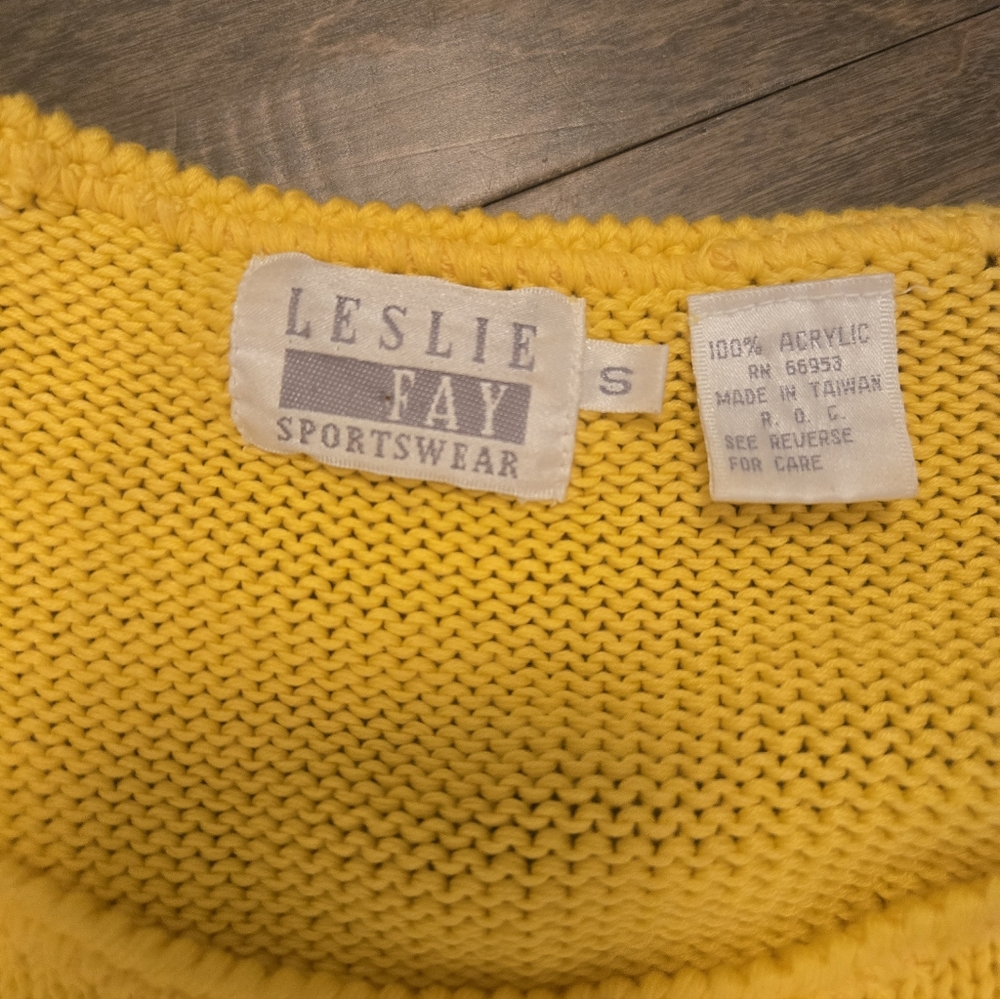 Vintage 80s Leslie Fay Bright Yellow Floral Sweater, Cap Sleeves, Size Small - Picture 3 of 3